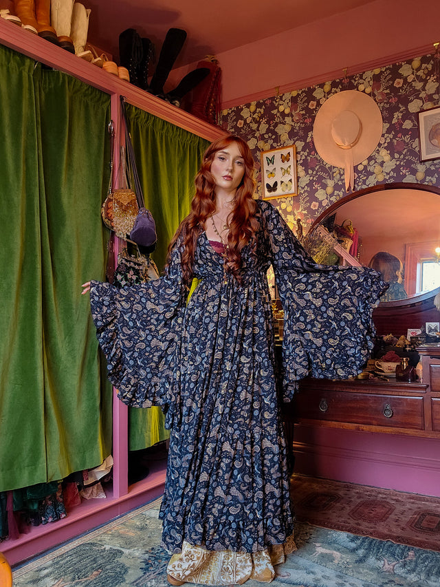 Winged Meadow Duster