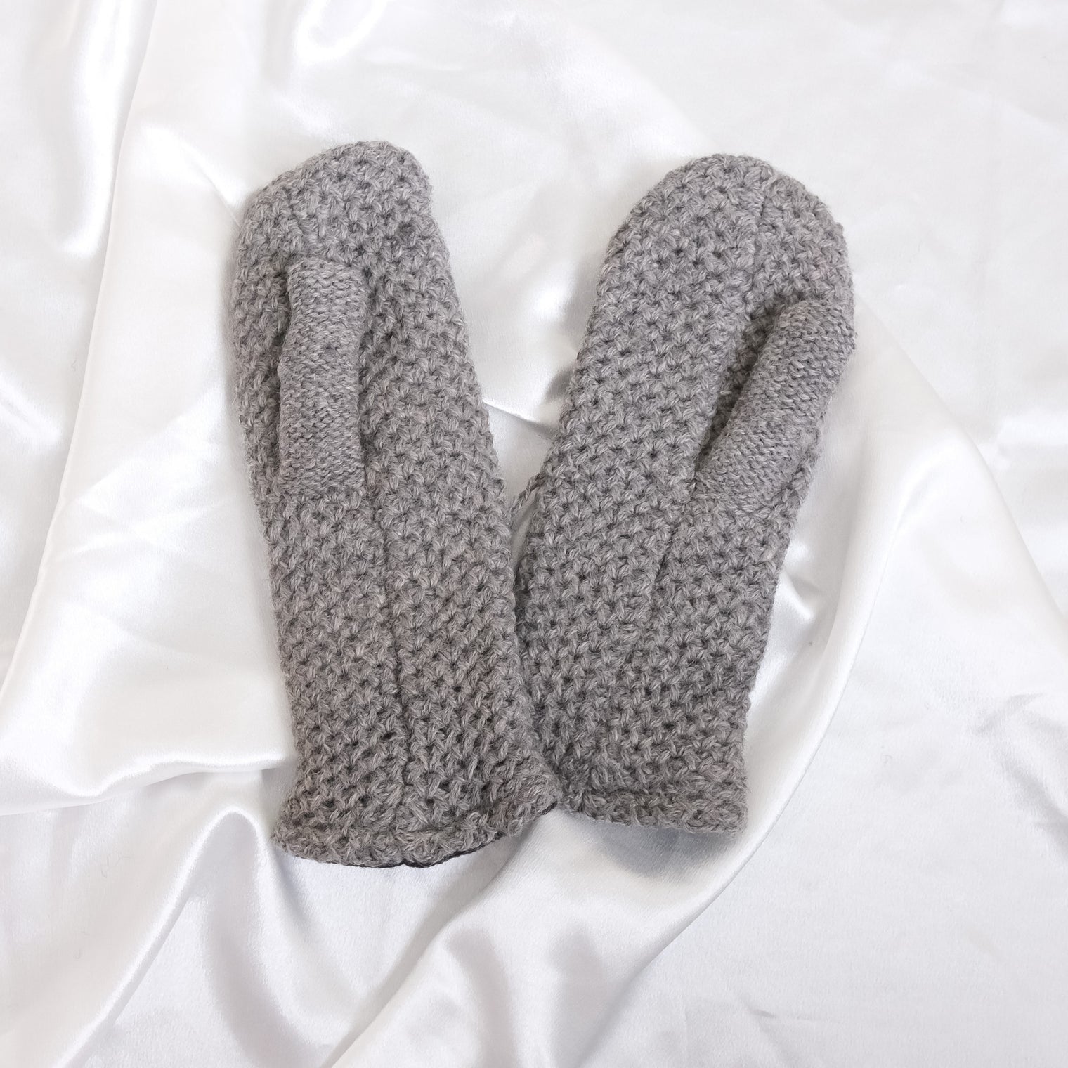 Knit Solid Color Winter Mittens