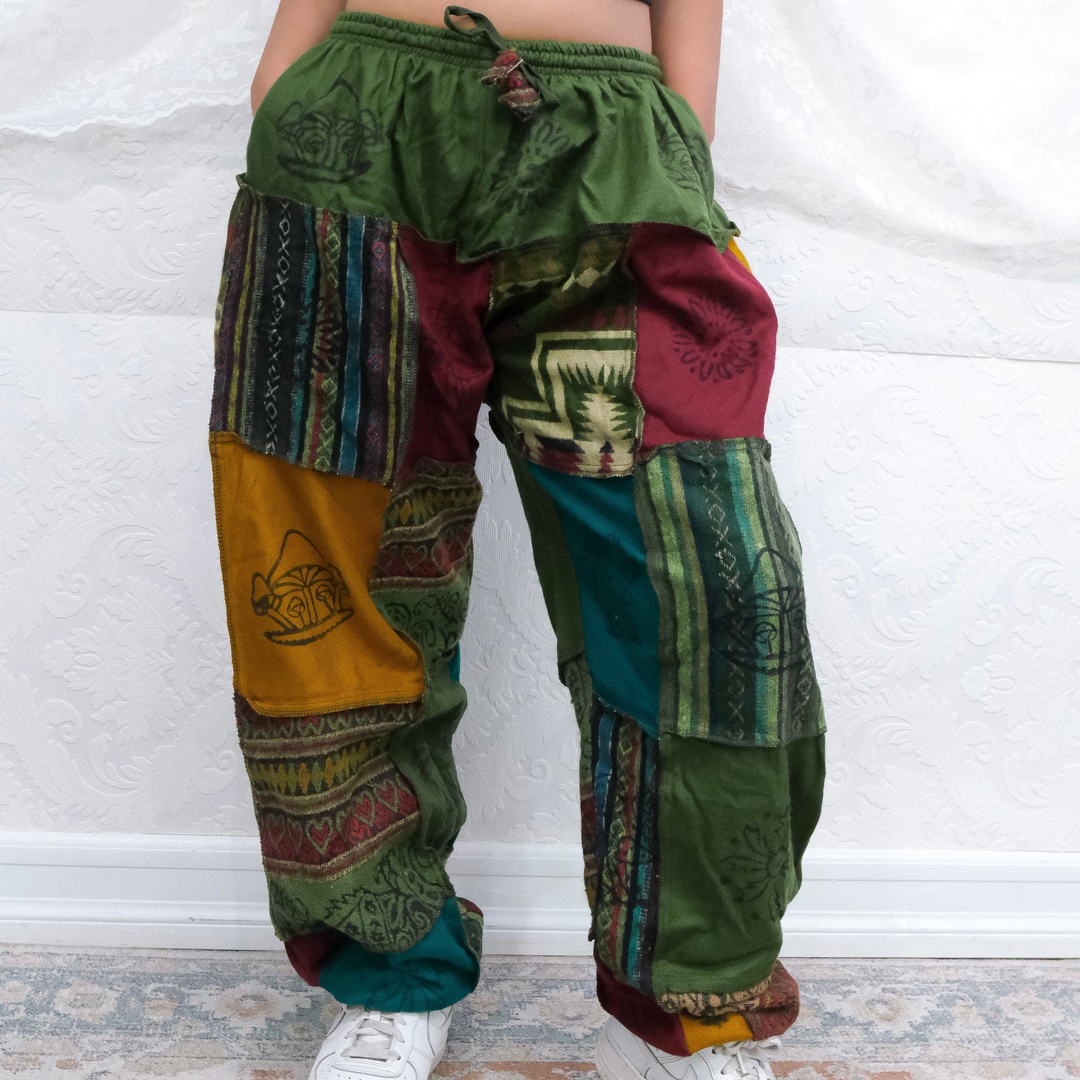 Patch Winter Joggers with Block Print