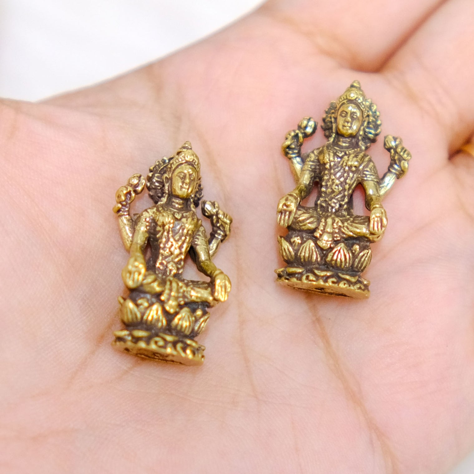 Brass Laxmi Statue, the Goddess of Wealth and Prosperity