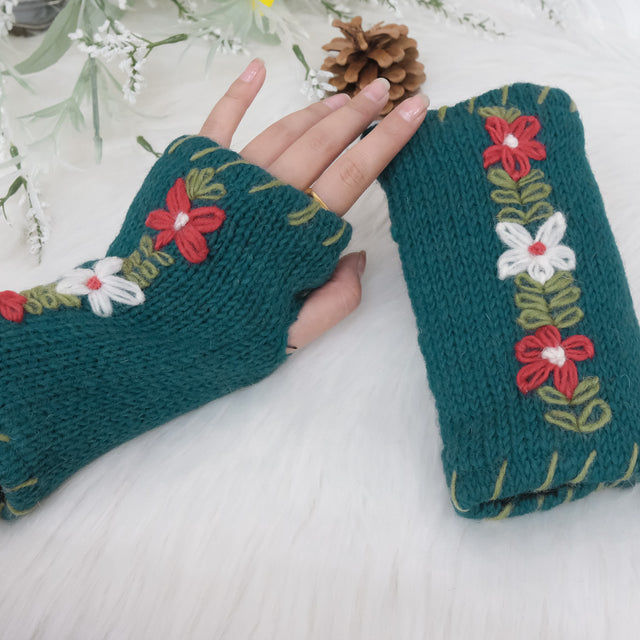 Crochet Handwarmers with Fleece Lining from Nepal