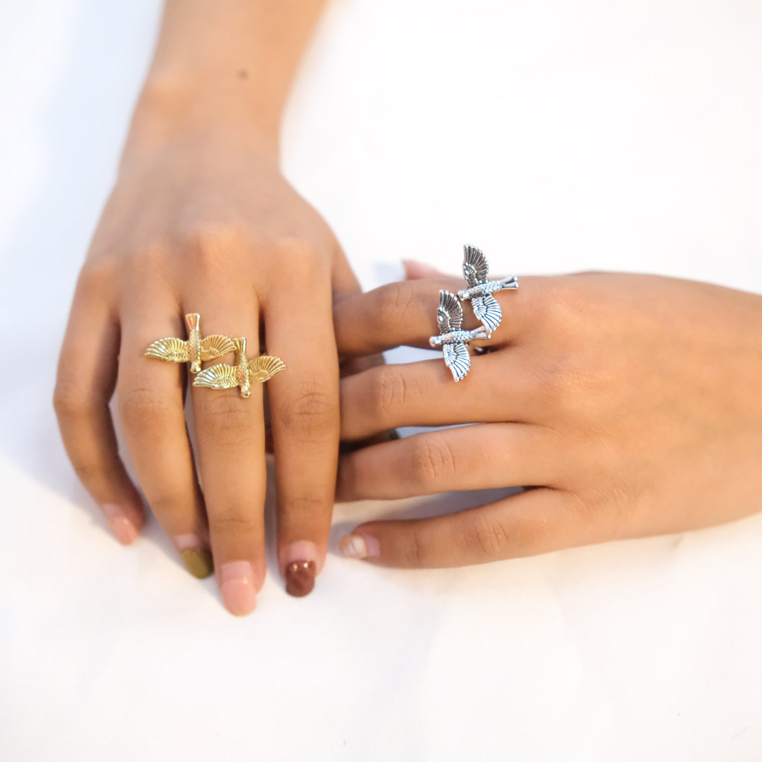 Adjustable Flying Bird Ring