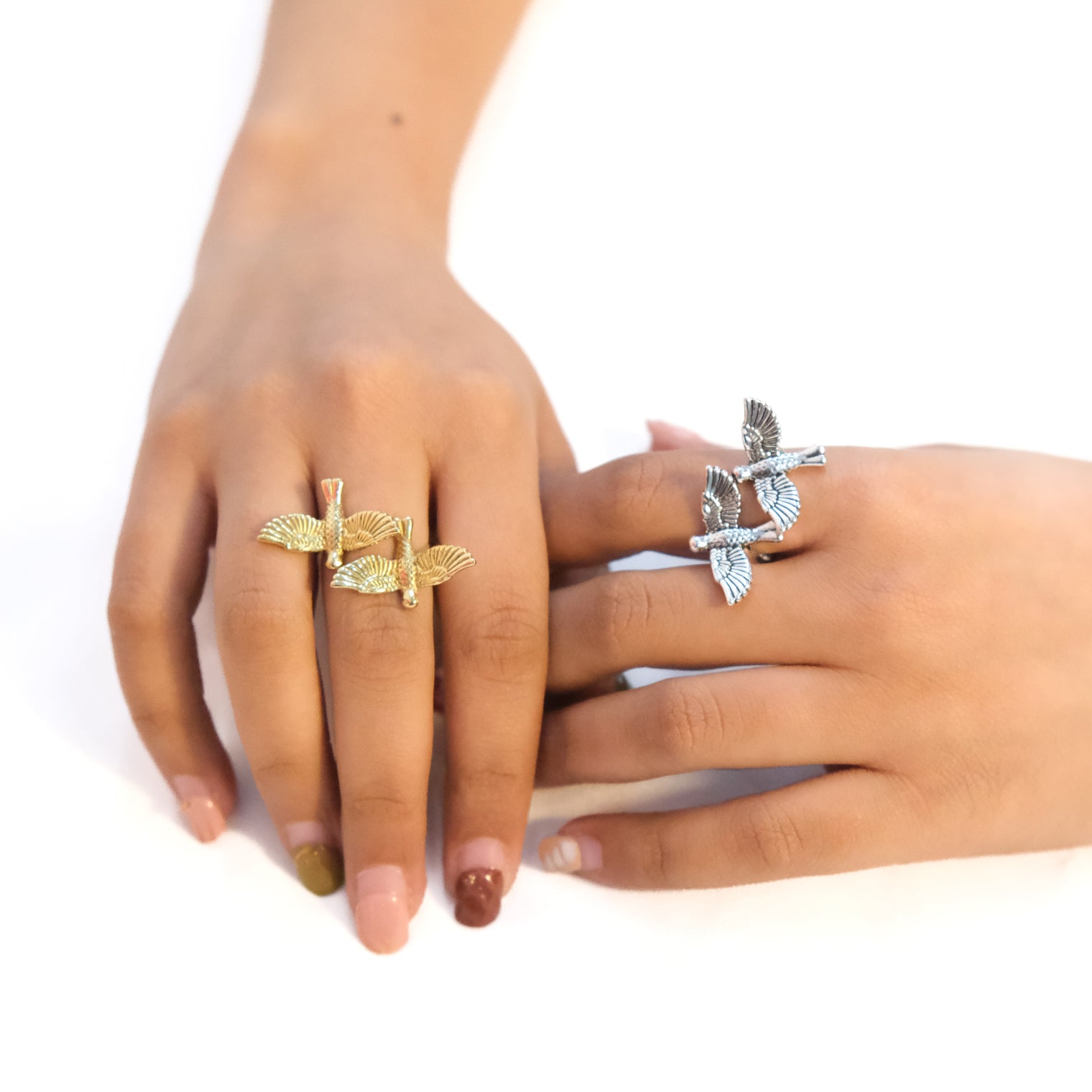 Adjustable Flying Bird Ring