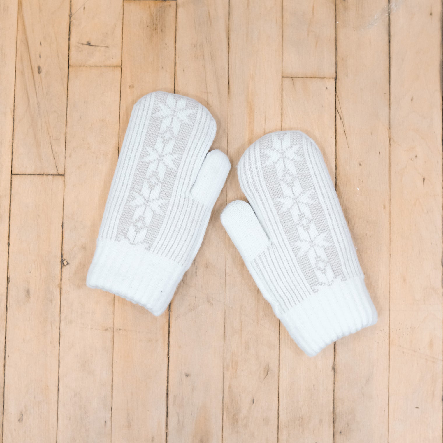 Knitted Snowflake Design Mitten with Fleece Lining