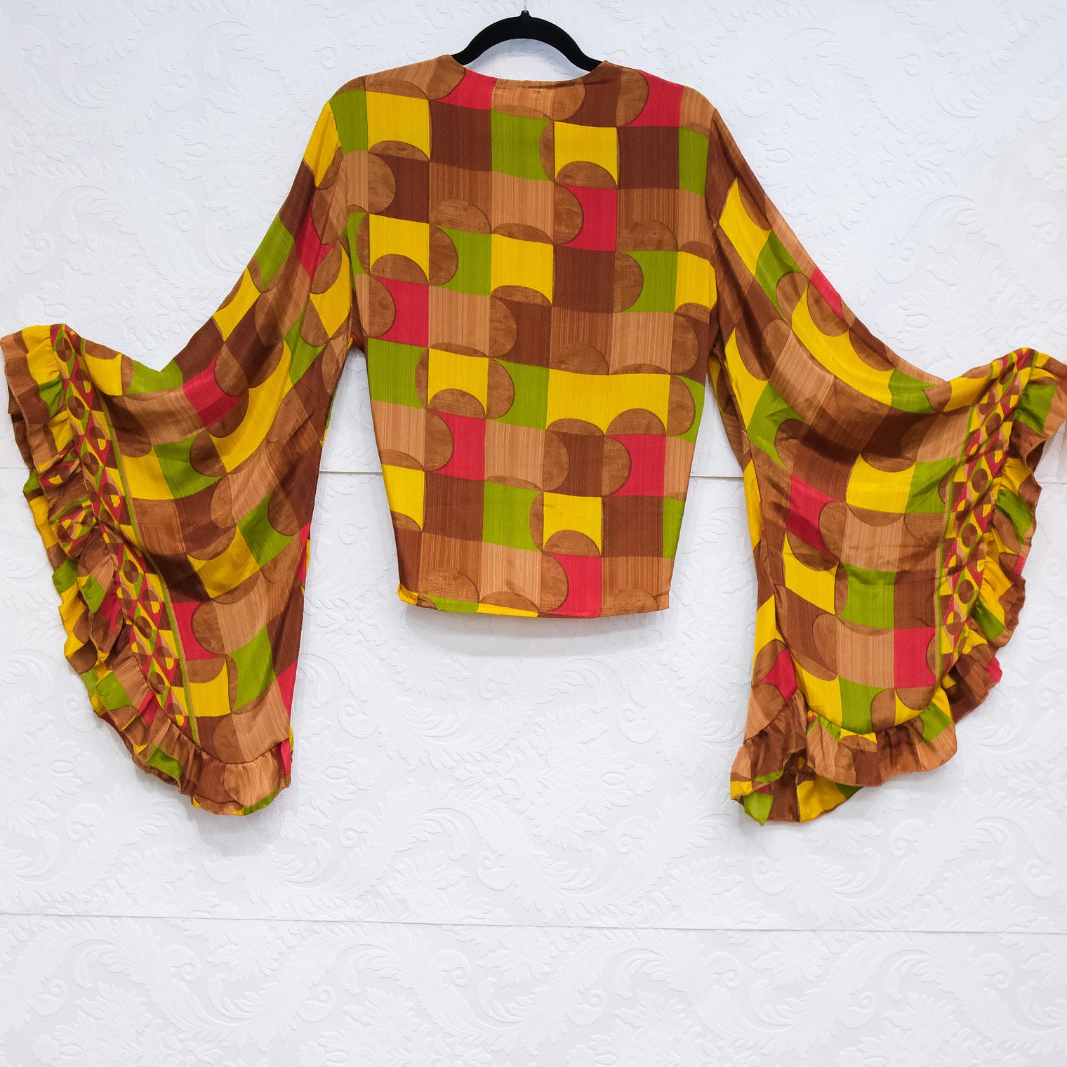 Retro Boho Ruffle Sleeve Top