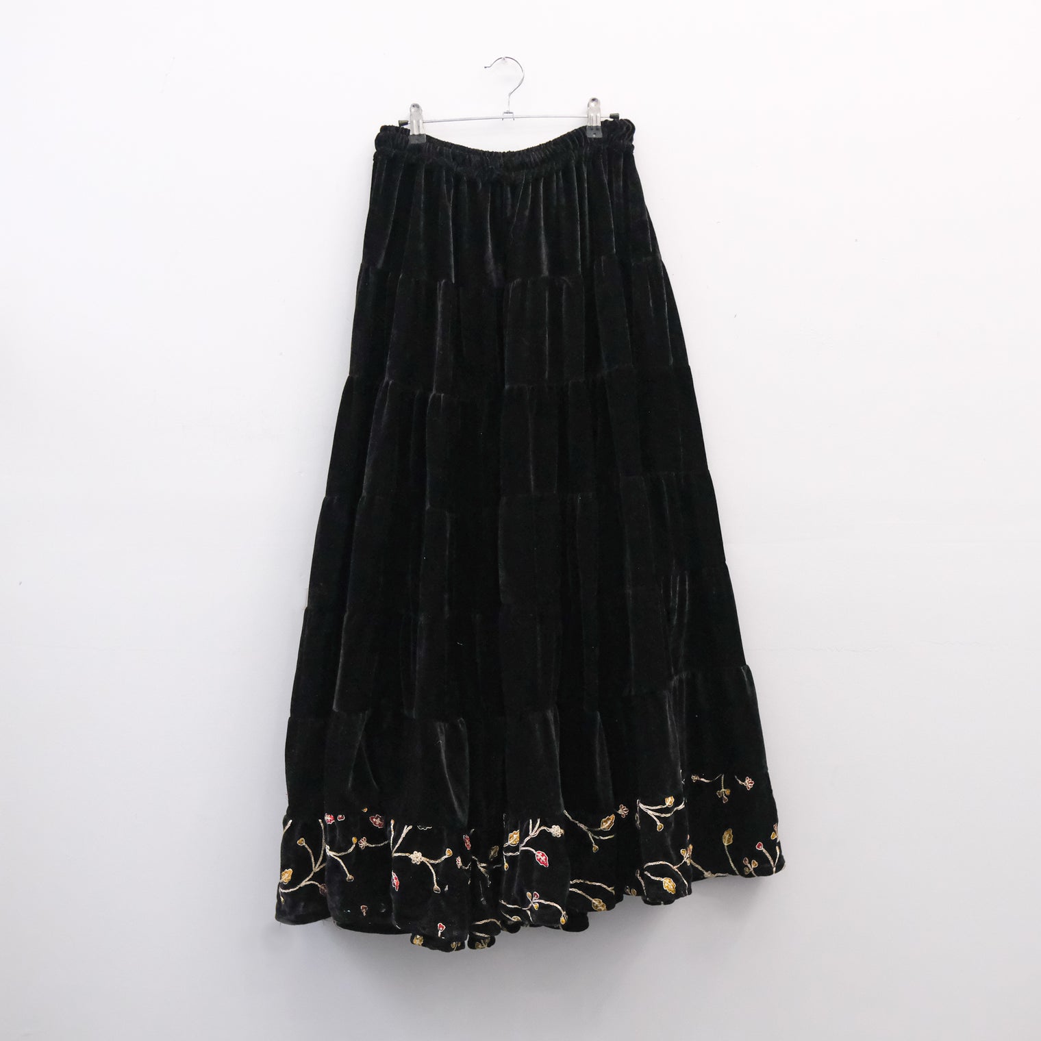 Flowy Embroidery Velvet Skirt
