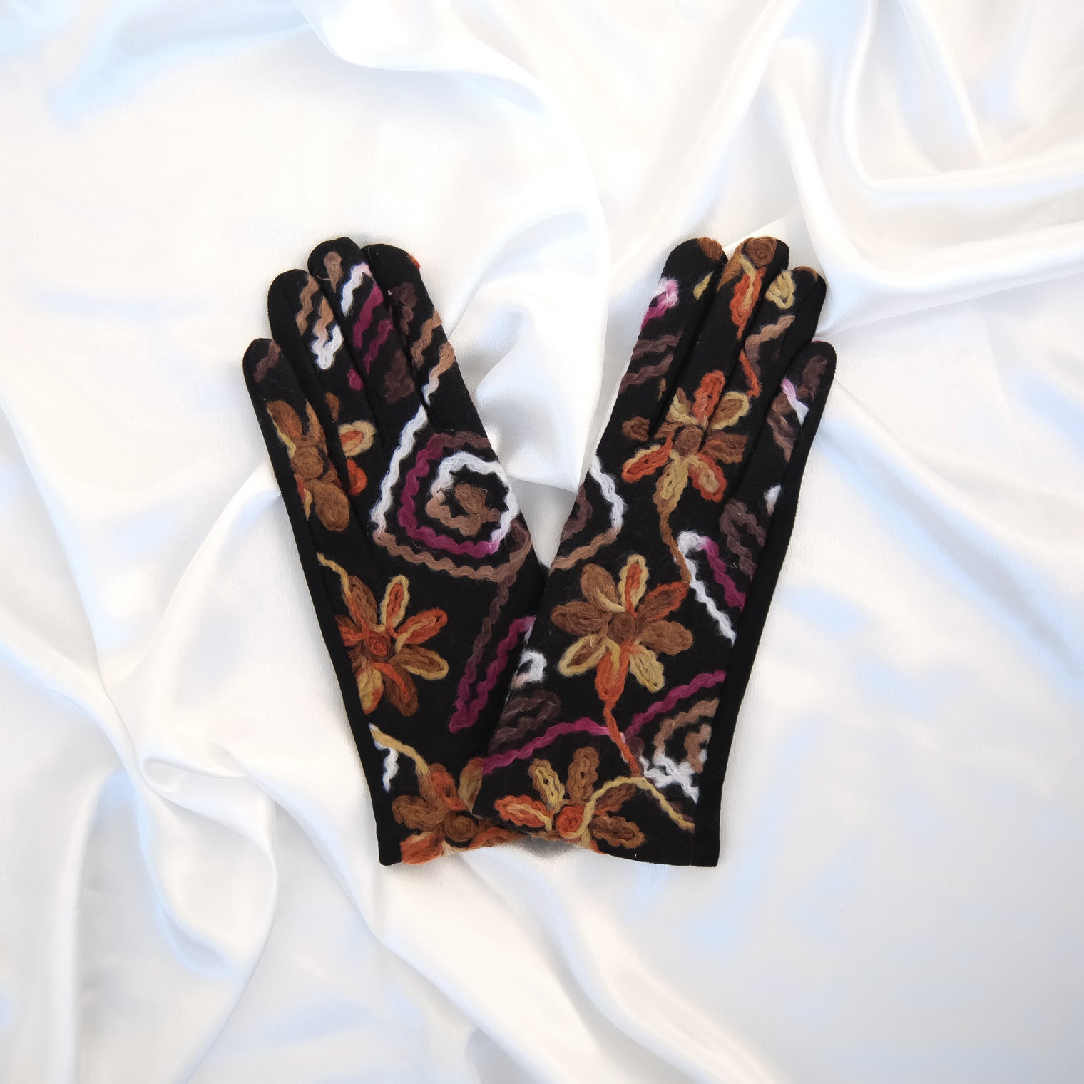 Embroidered Winter Gloves with Fleece Lining