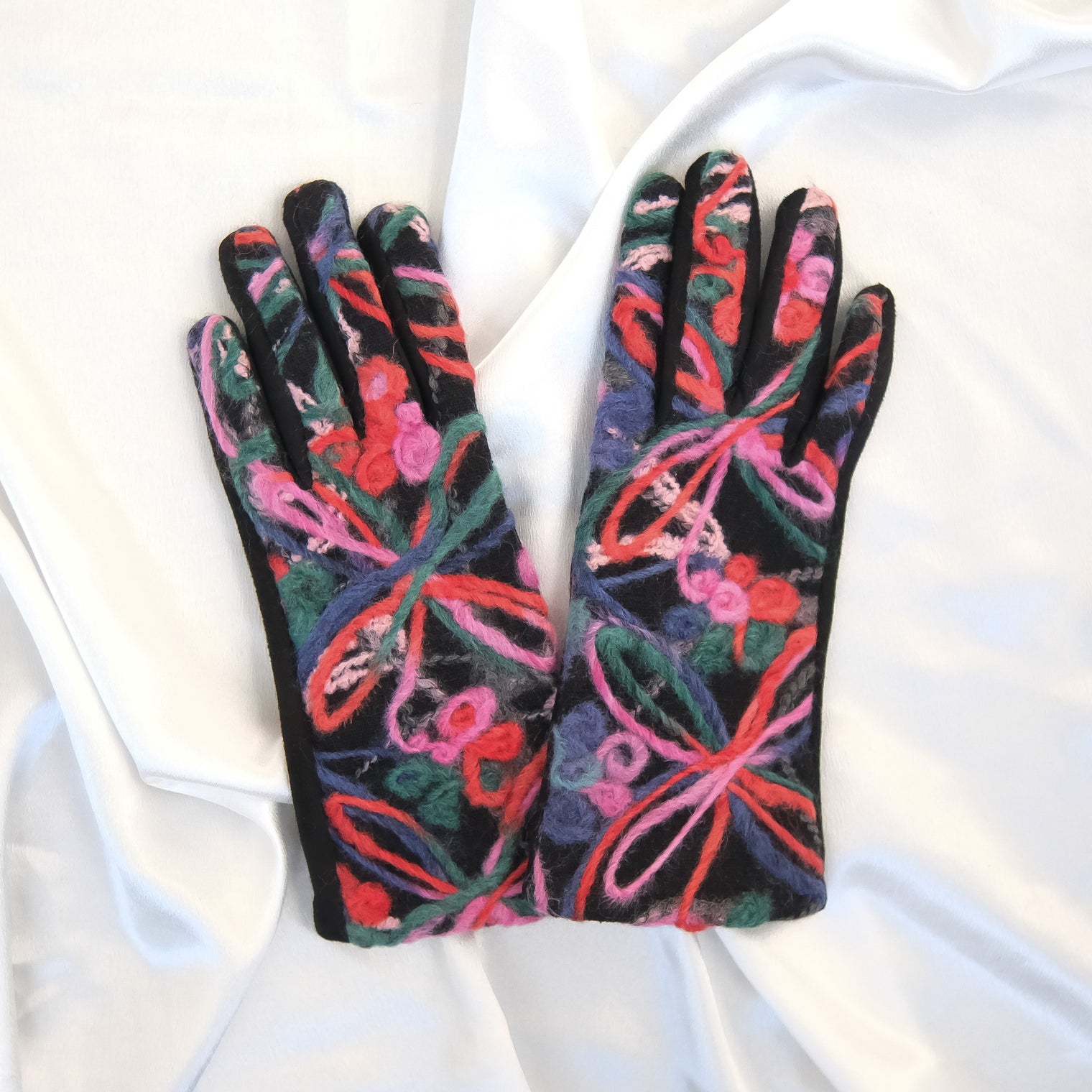 Embroidered Winter Gloves with Fleece Lining