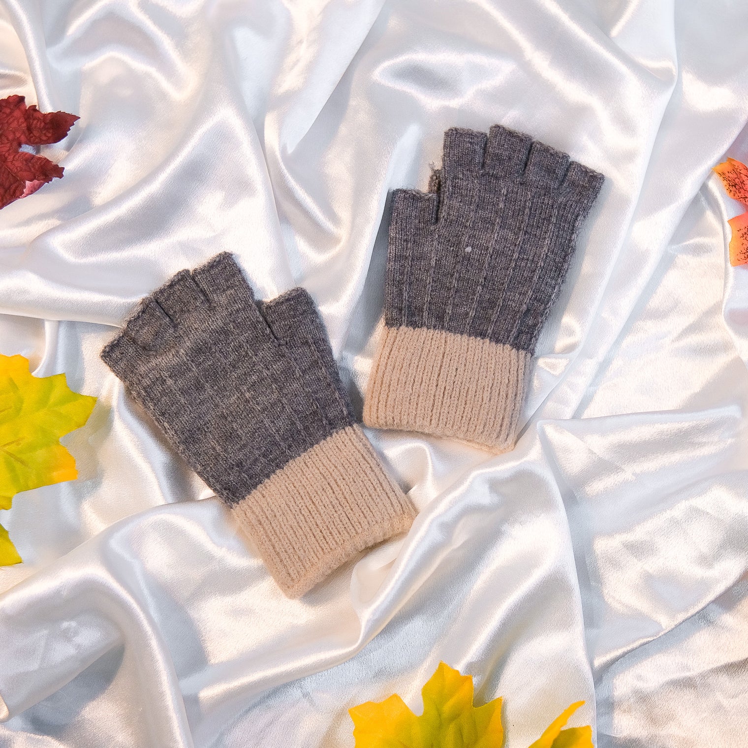 Warm Knitted Style Half Finger Convertible Gloves/Mitten