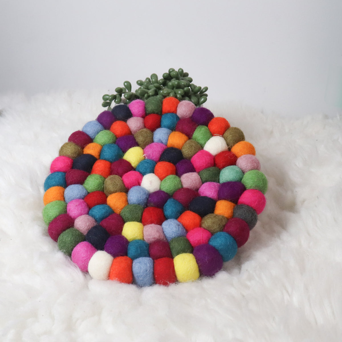 Handmade Wool Felt Ball Placemat with Colorful Pom Poms