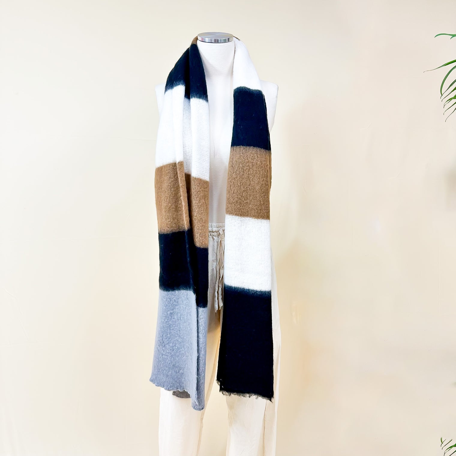 Plaid Geometric Print Long Cashmere Feel Scarfs