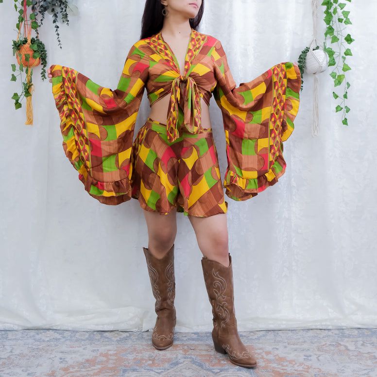 Retro Boho Ruffle Sleeve Top