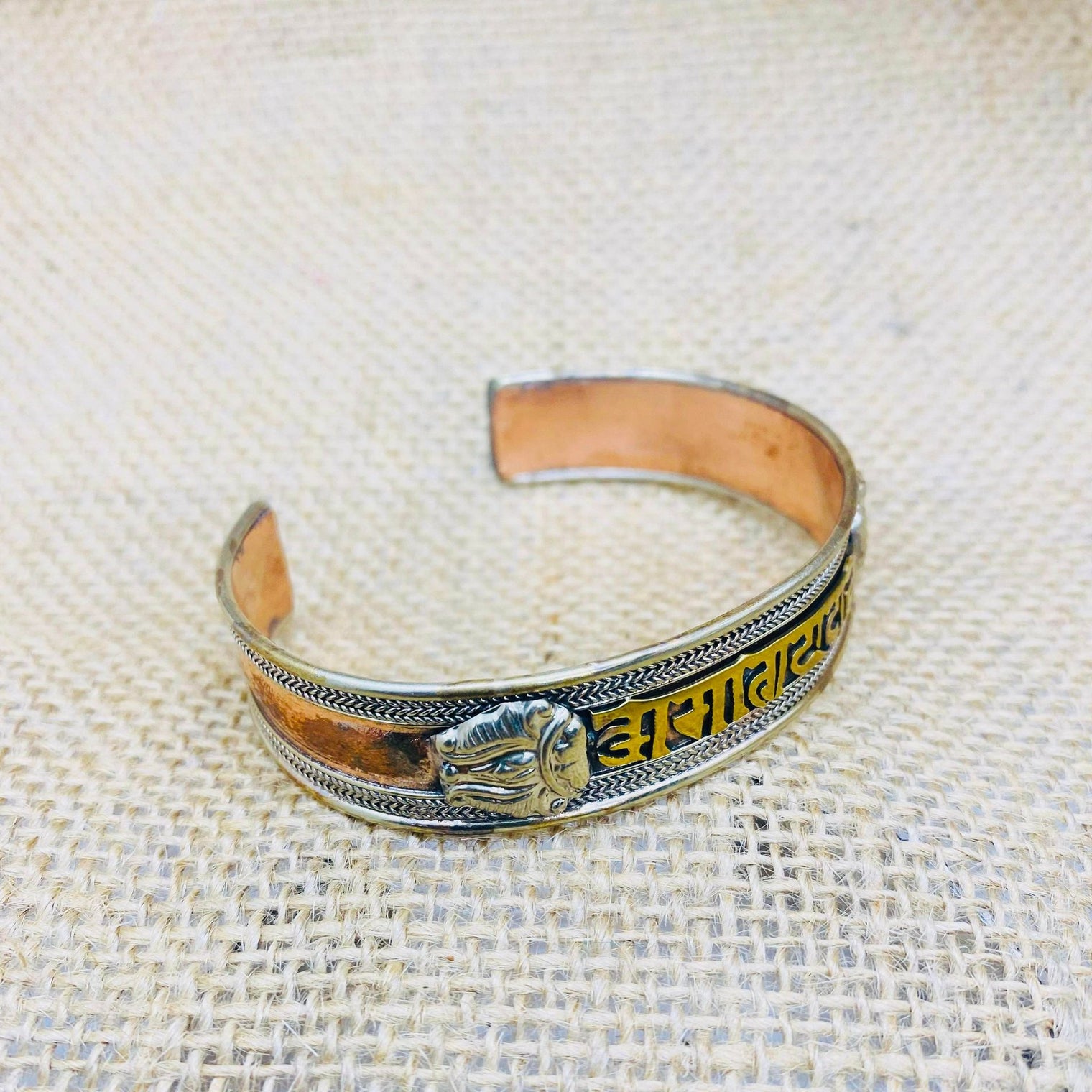 Handmade Copper Bracelet with Buddhist Healing Mantra, Copper Cuffs, Vintage Jewelry, Om Ma Ni Pa Mi Hu Bracelet, Adjustable Unisex Bracelet