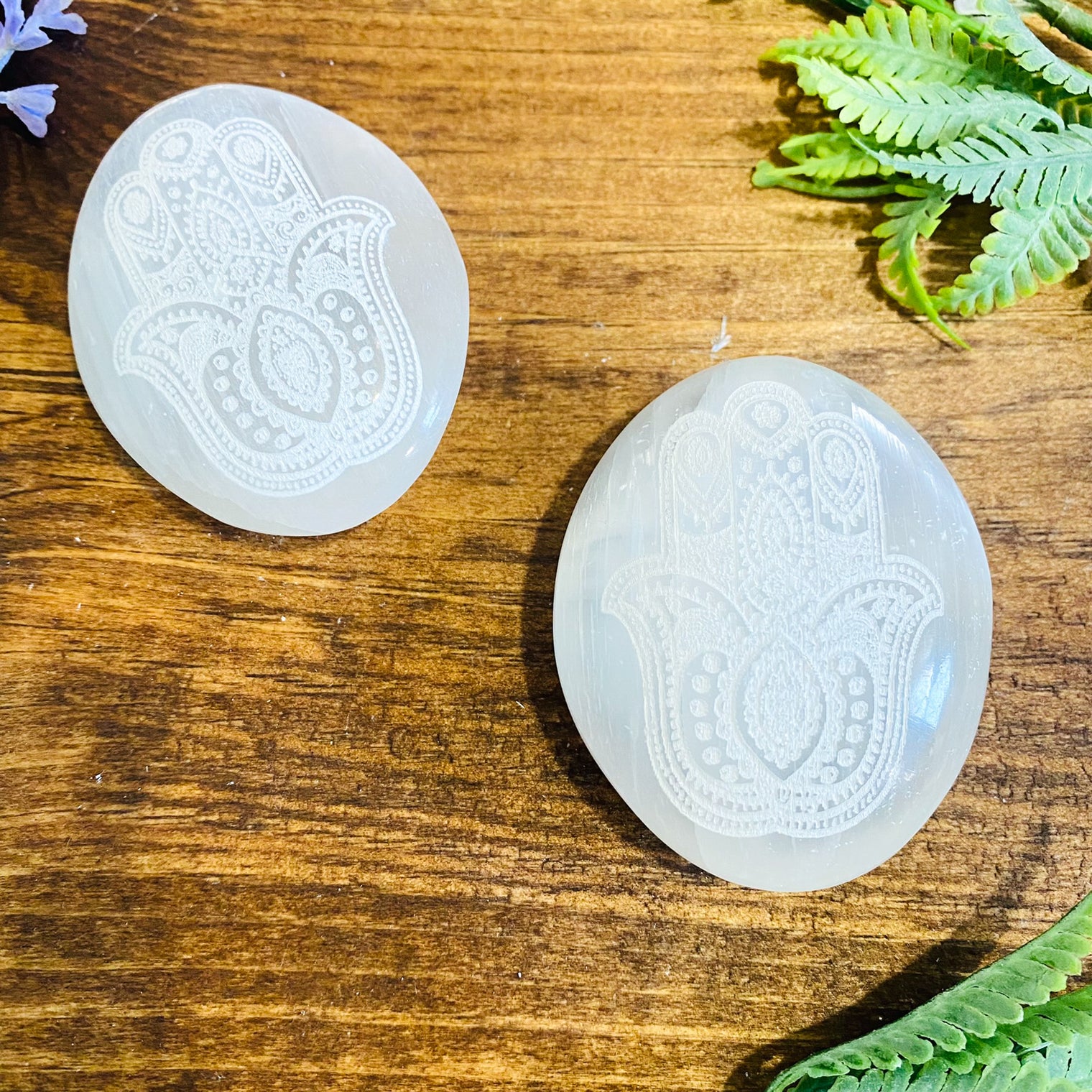 Selenite Palm stone, Satin Spar, Fatima Hand Selenite, Sacred Geometry Selenite Palm stone, Cleansing Crystal, Protection Stone