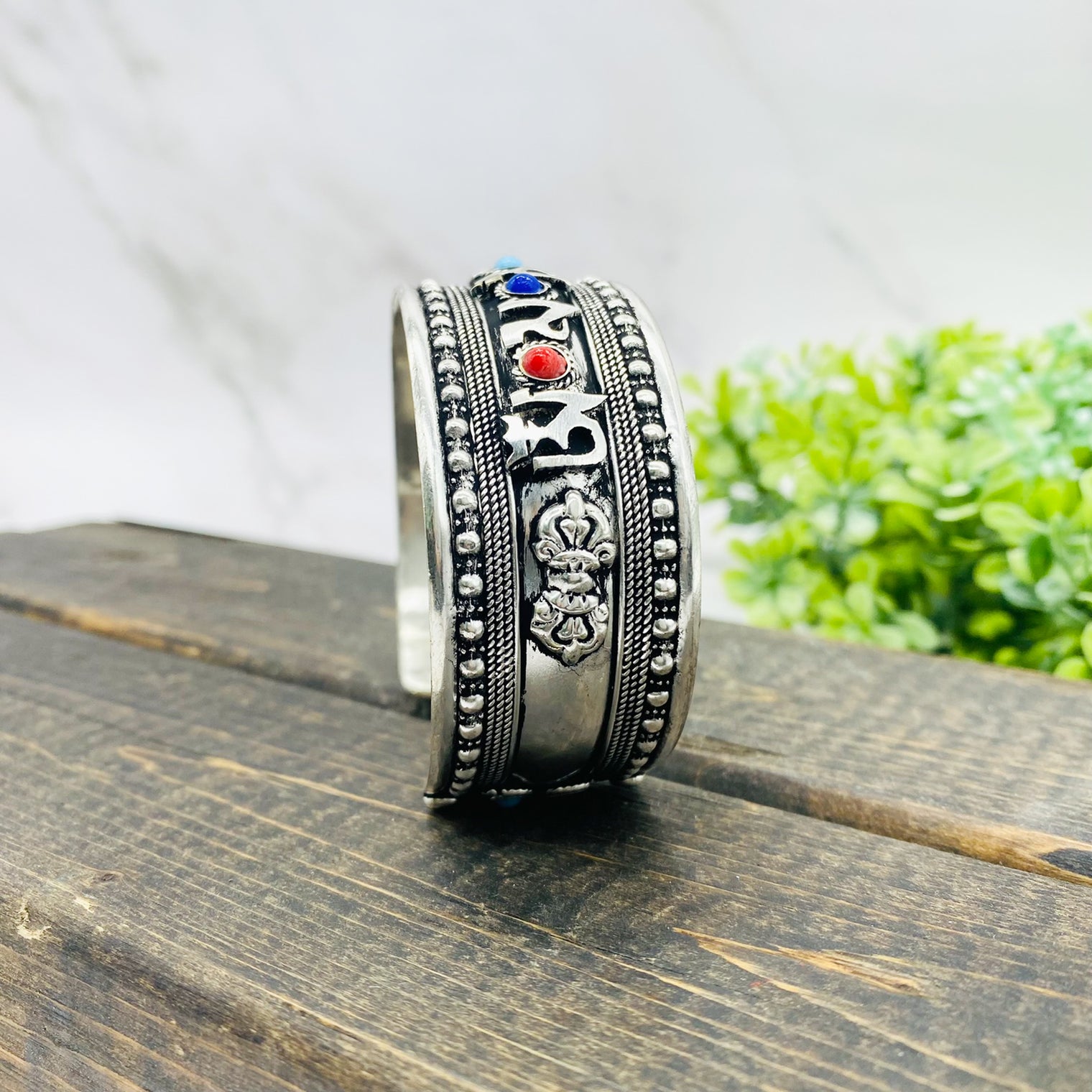 Tibetan Buddhist Healing Bracelet, Buddha Amulet, Unisex Cuff Bracelets, Om Ma Ni Pad Mi Hu Bracelet