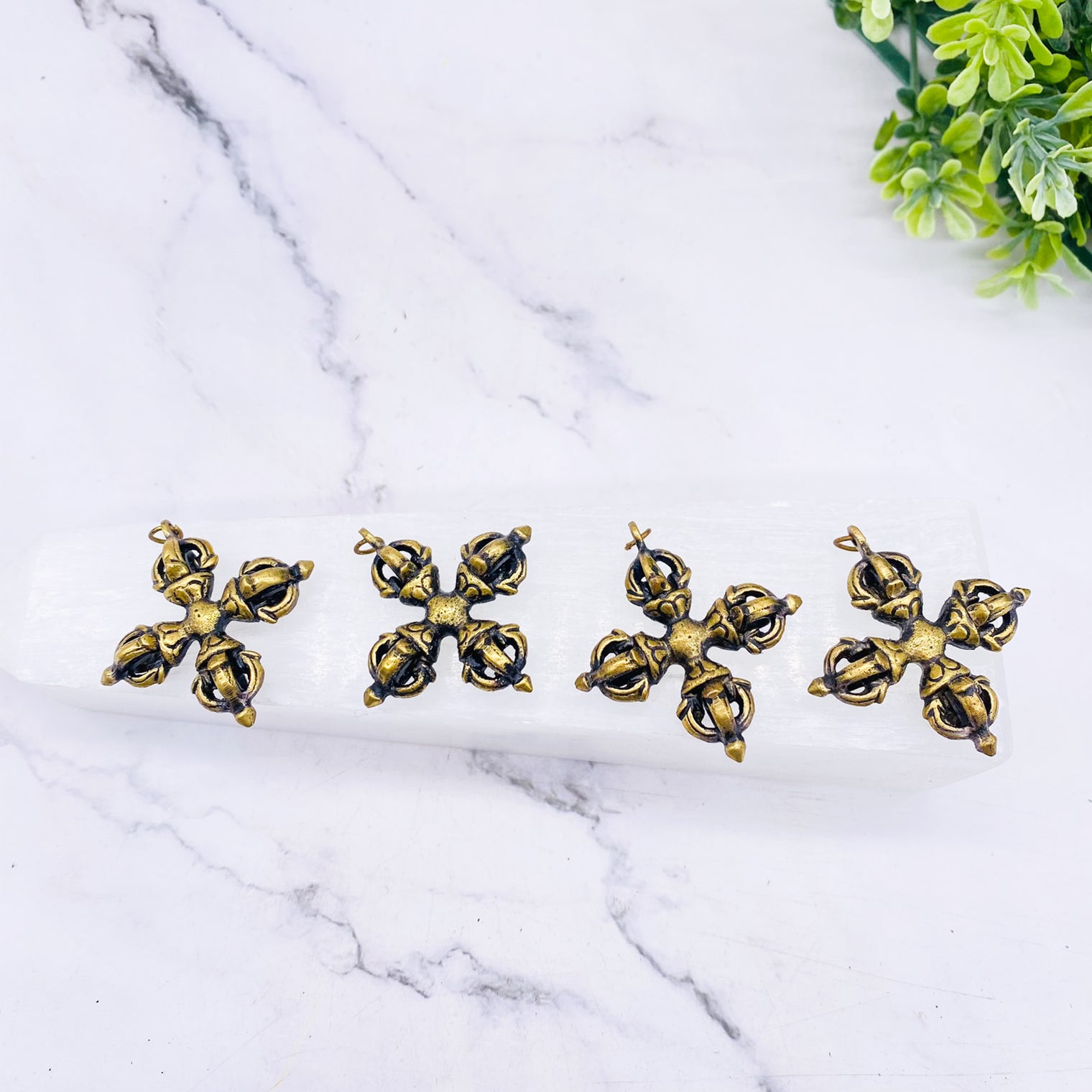 Vajra/Dorje Pendant, Buddhist Amulet