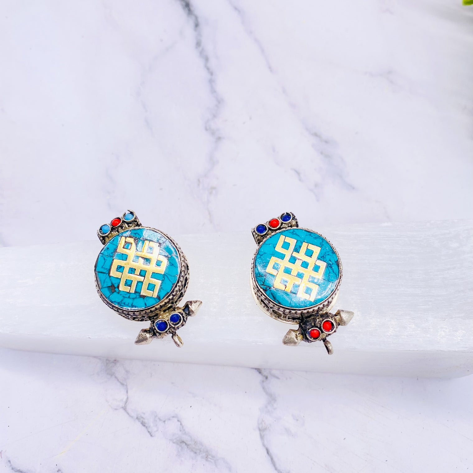 Infinity Box Pendant, Colorful Endless Knot Charms, Summer Jewelry, Infinity Charms, Ethnic Style Jewelry, Unisex Jewelry, Yoga Jewelry