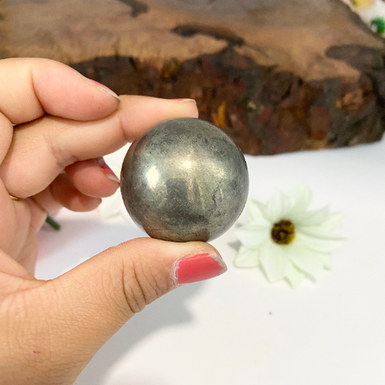 Polished Pyrite Sphere, 39mm Pyrite Crystal Ball, Crystal For Abundance, Good luck, Natural Pyrite Sphere, Stone for Memory, Reiki Healing