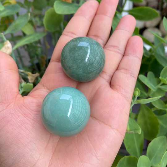 Aventurine Crystal Ball, Polished Aventurine, Sphere Gemstones, Small Aventurine, 1.1 inch Crystals, Lucky Stone Gift, Stone for Creativity