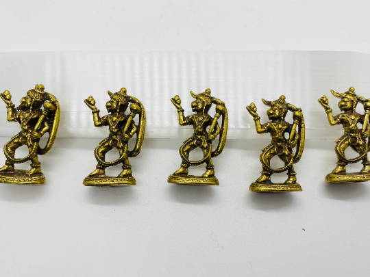 Handmade Brass Hanuman Statue, 2 inch Brass Hanuman Statue, Gold Hanuman, Elegant Hanuman Statue, God of Loyalty, Hanuman for Altar