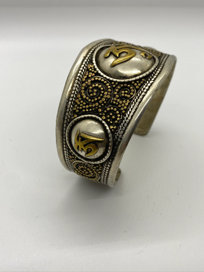 Metal Cuff Handmade Bracelet with Buddhist Mantra