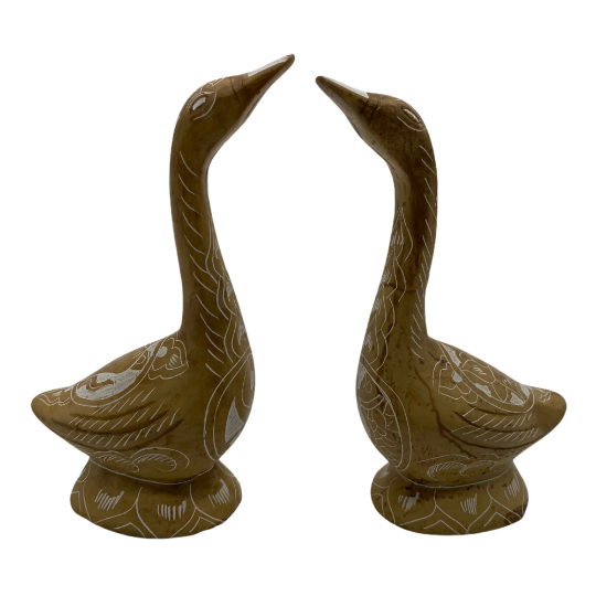 Swan Couple Statue, Resin Fantasy Swan Figurine, Home Decor, Showpieces, Lovers Gift, Wedding Gifts, Anniversary Gifts, Gift for Couple