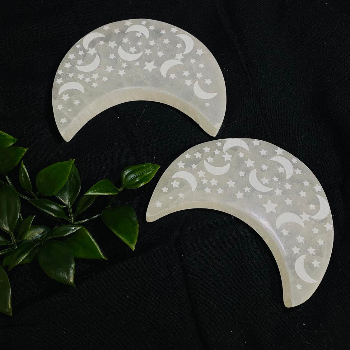 Moon Shape Selenite Charging Plate