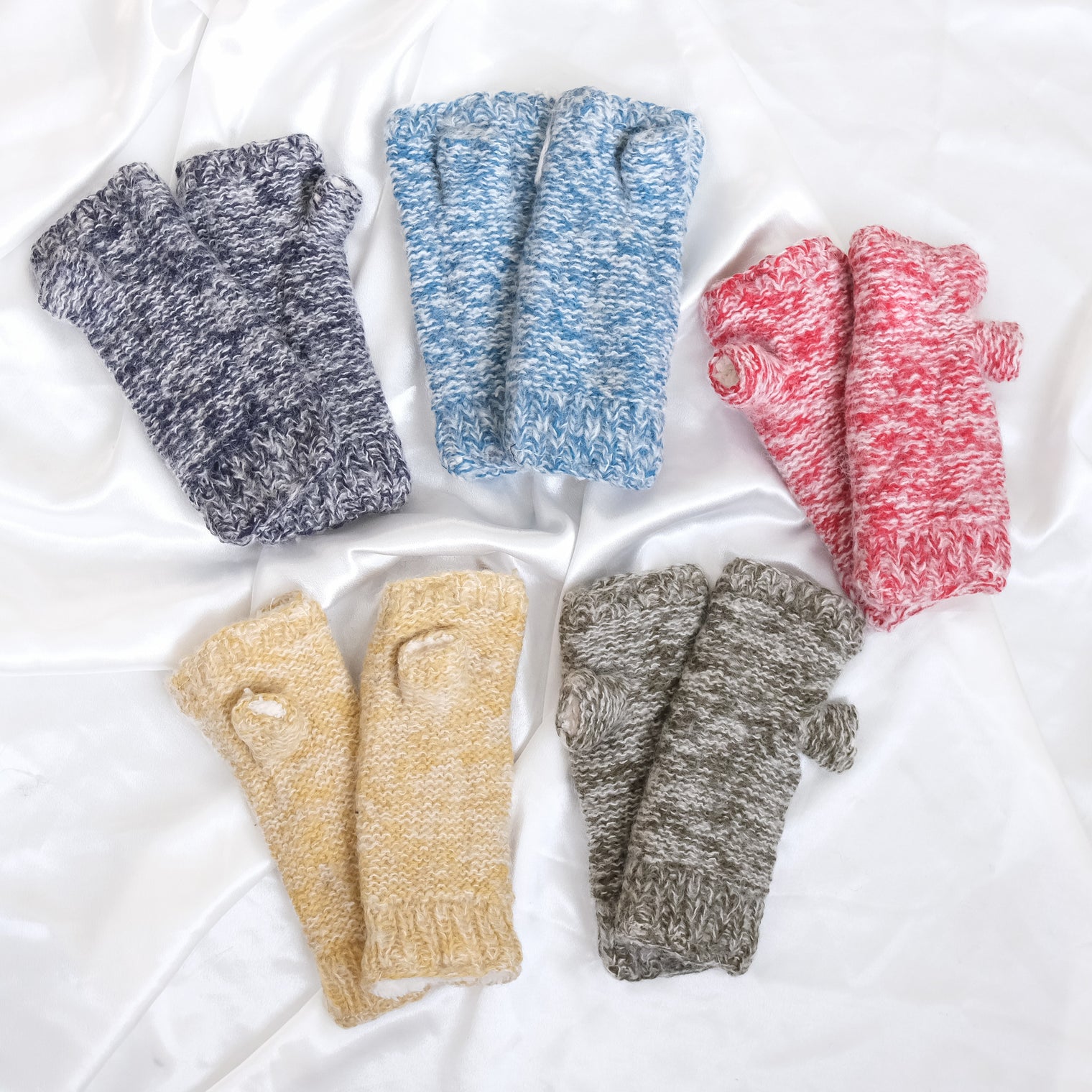 Knitted Handwarmer with Fleece Lining