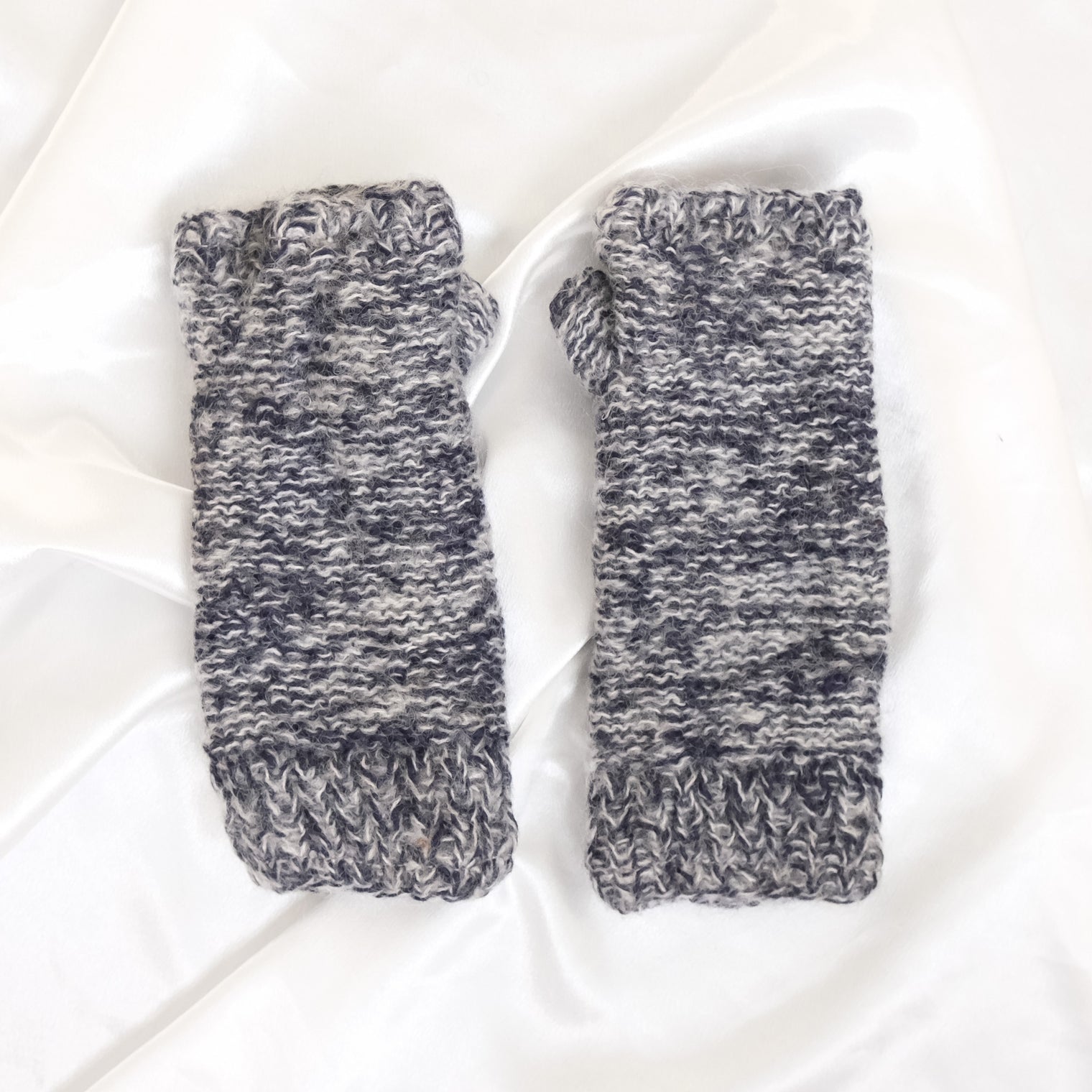 Knitted Handwarmer with Fleece Lining