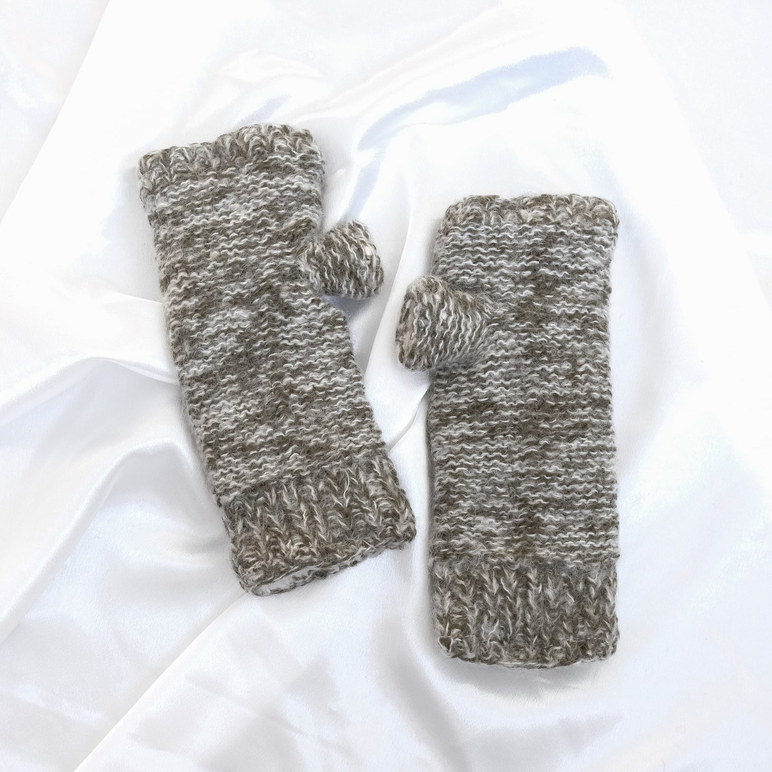 Knitted Handwarmer with Fleece Lining