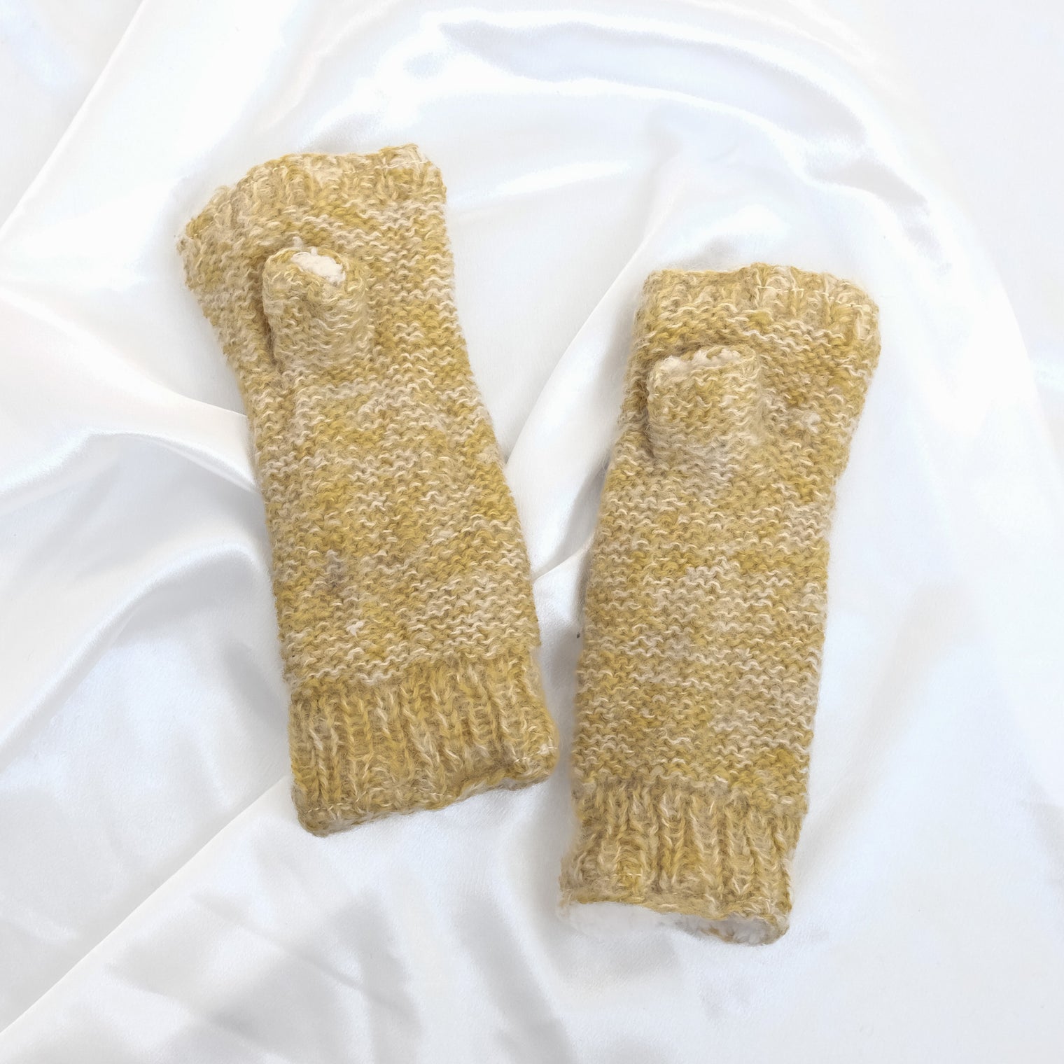 Knitted Handwarmer with Fleece Lining