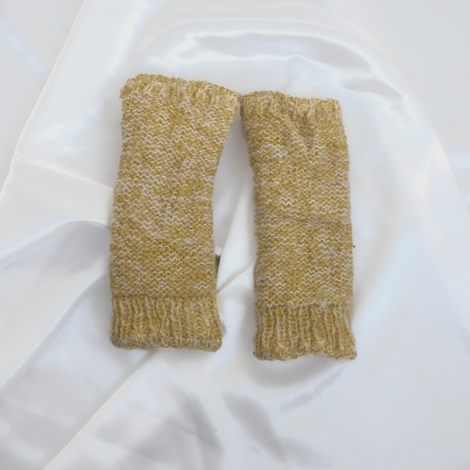 Knitted Handwarmer with Fleece Lining