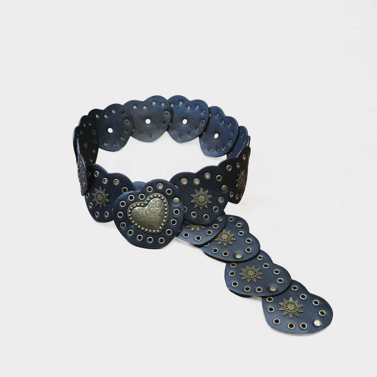 Heart-Shaped Faux Leather Waist Belt