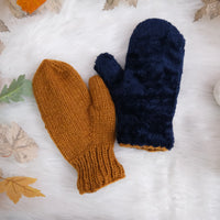 Hand Knit Woolen Embroidery Mitten with Fleece Lining