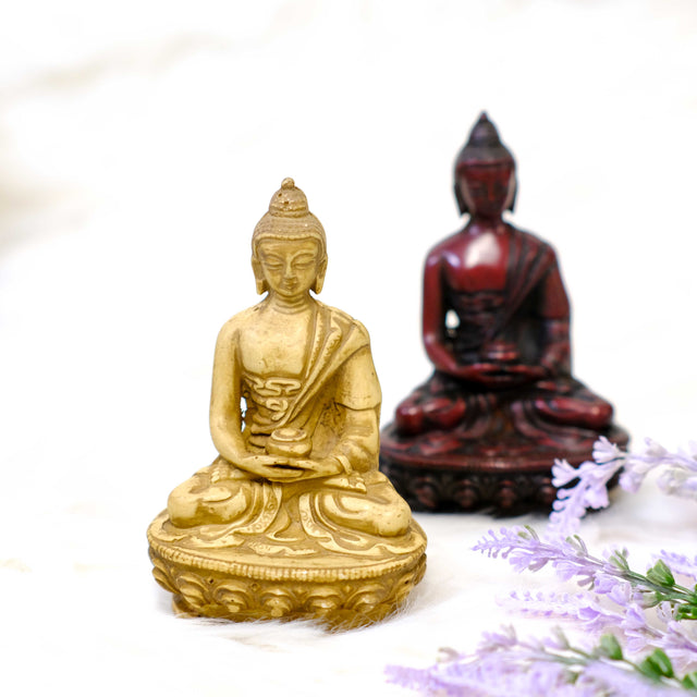 Blessing Buddha Statue