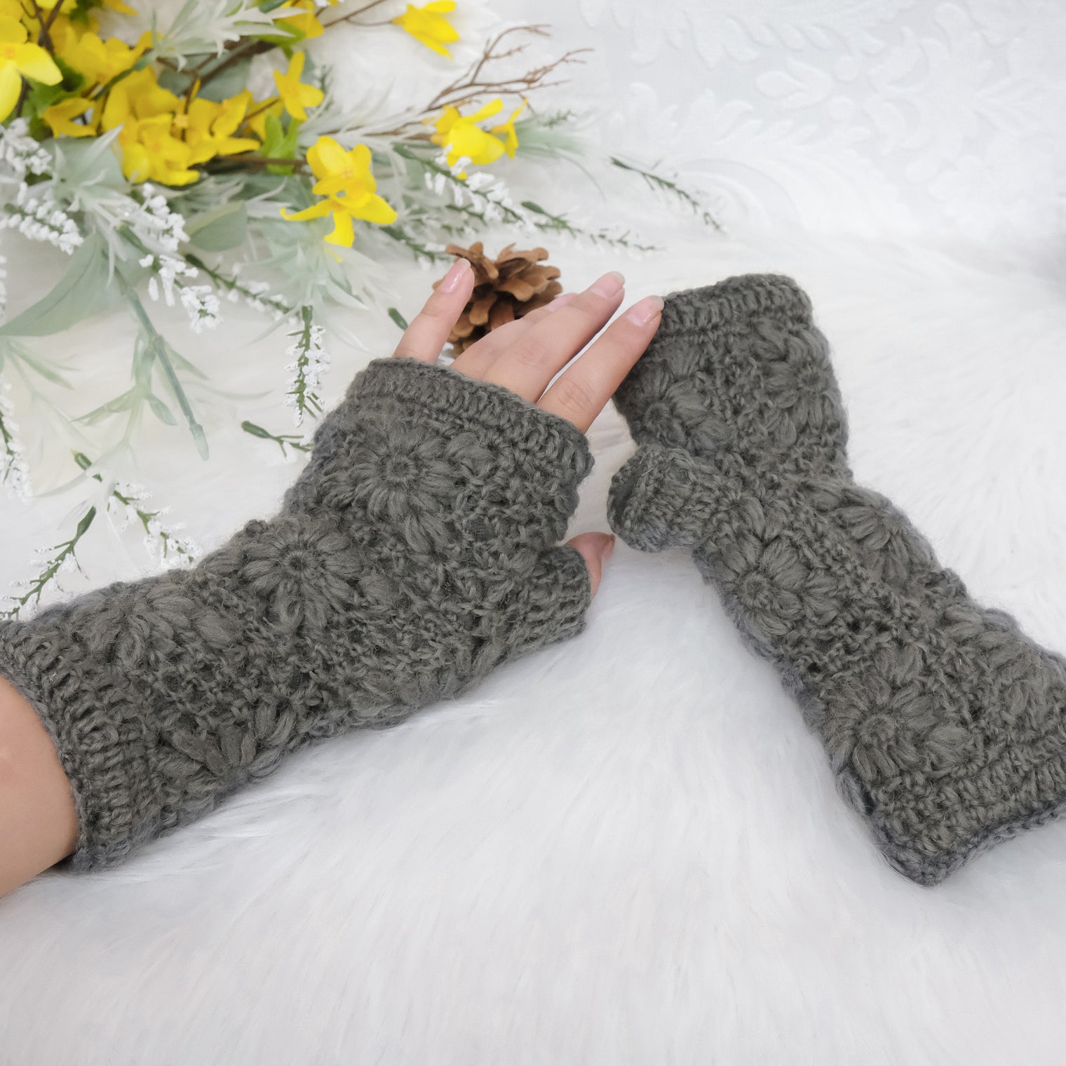 Crochet Solid Color Fleece Lined Gloves