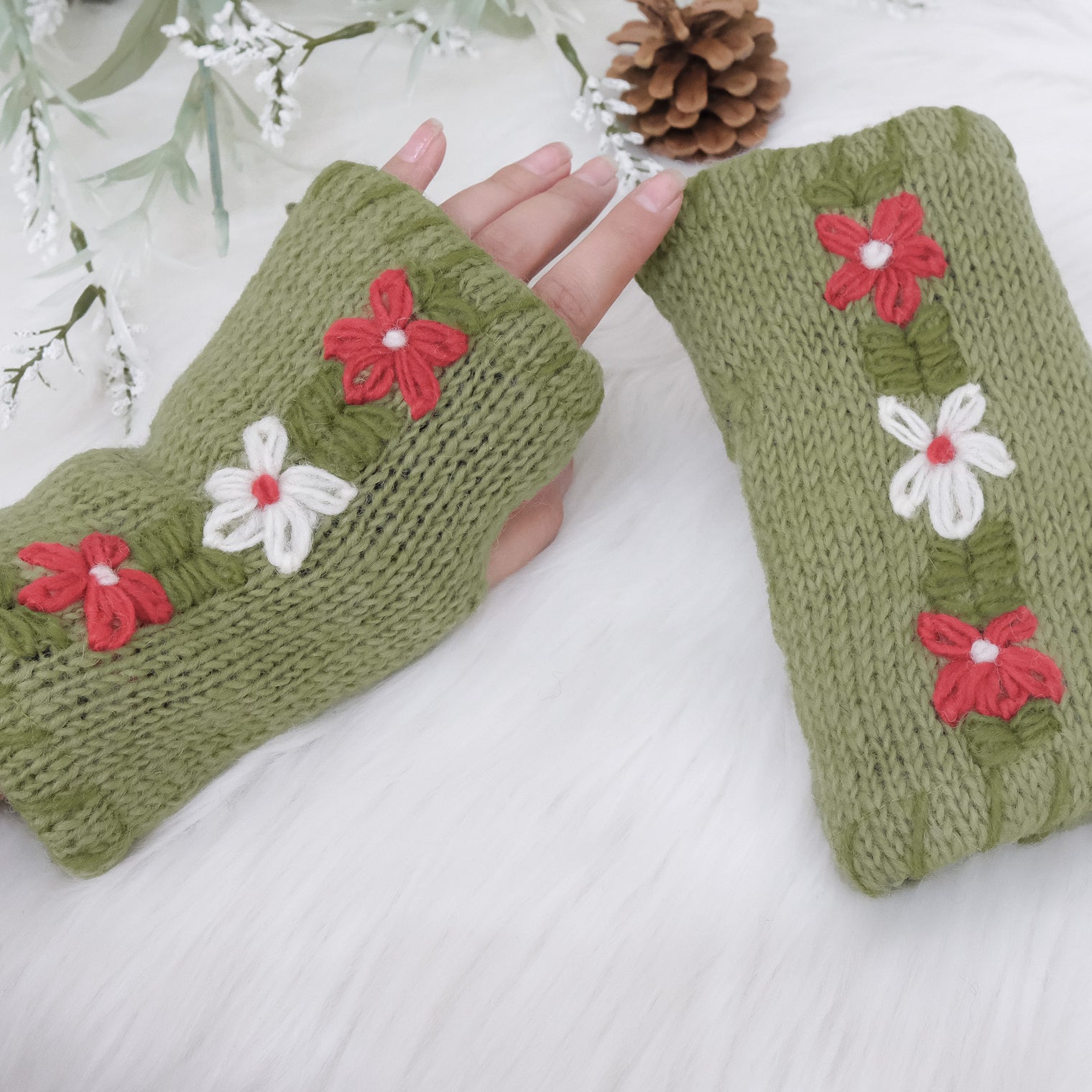 Crochet Handwarmers with Fleece Lining from Nepal