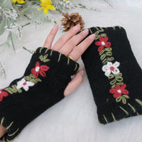 Crochet Handwarmers with Fleece Lining from Nepal