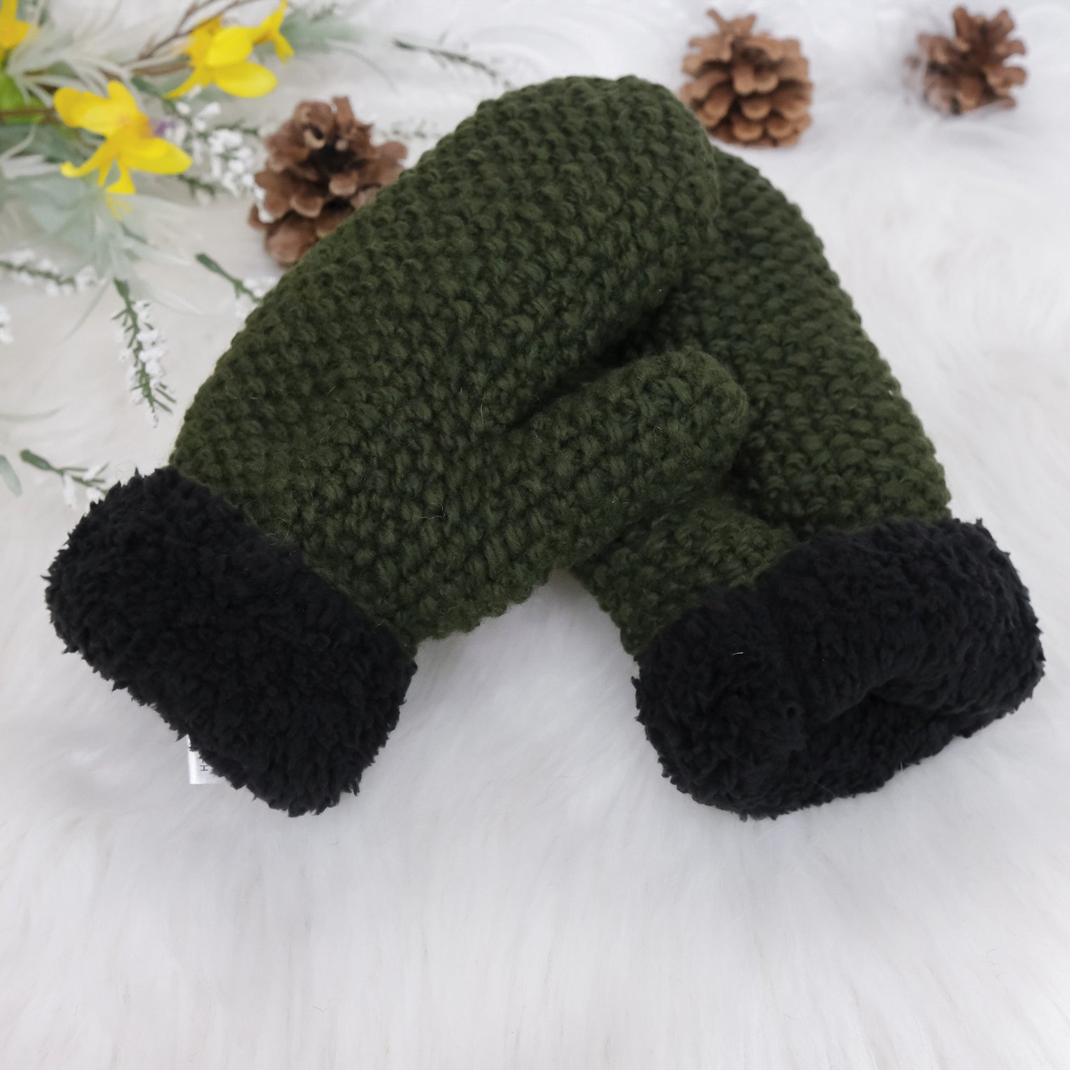 Hand Knit Woolen Unisex Mitten