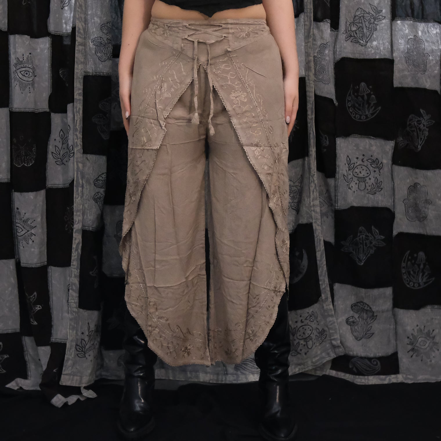 Flowy High Slit Embroidery Palazzo Pants