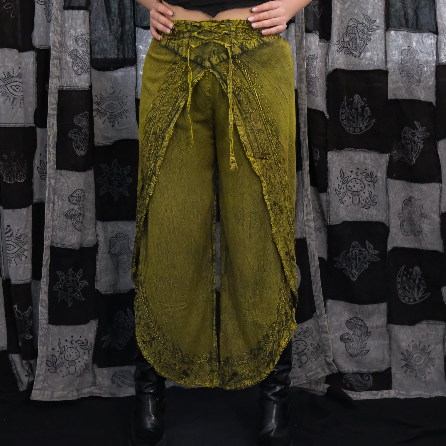 Flowy High Slit Embroidery Palazzo Pants
