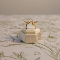 Adjustable Flying Bird Ring