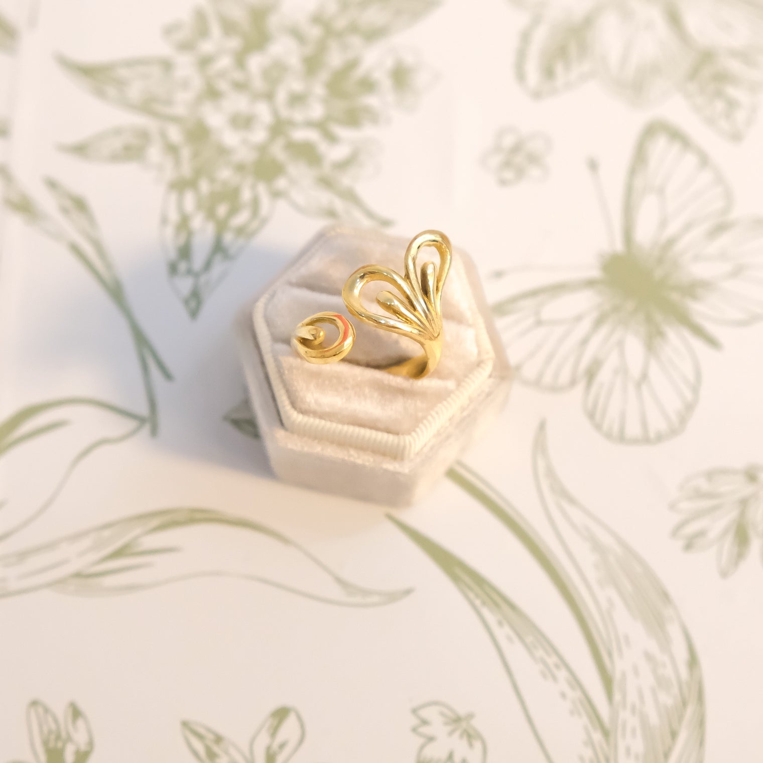 Adjustable Swirl Statement Ring