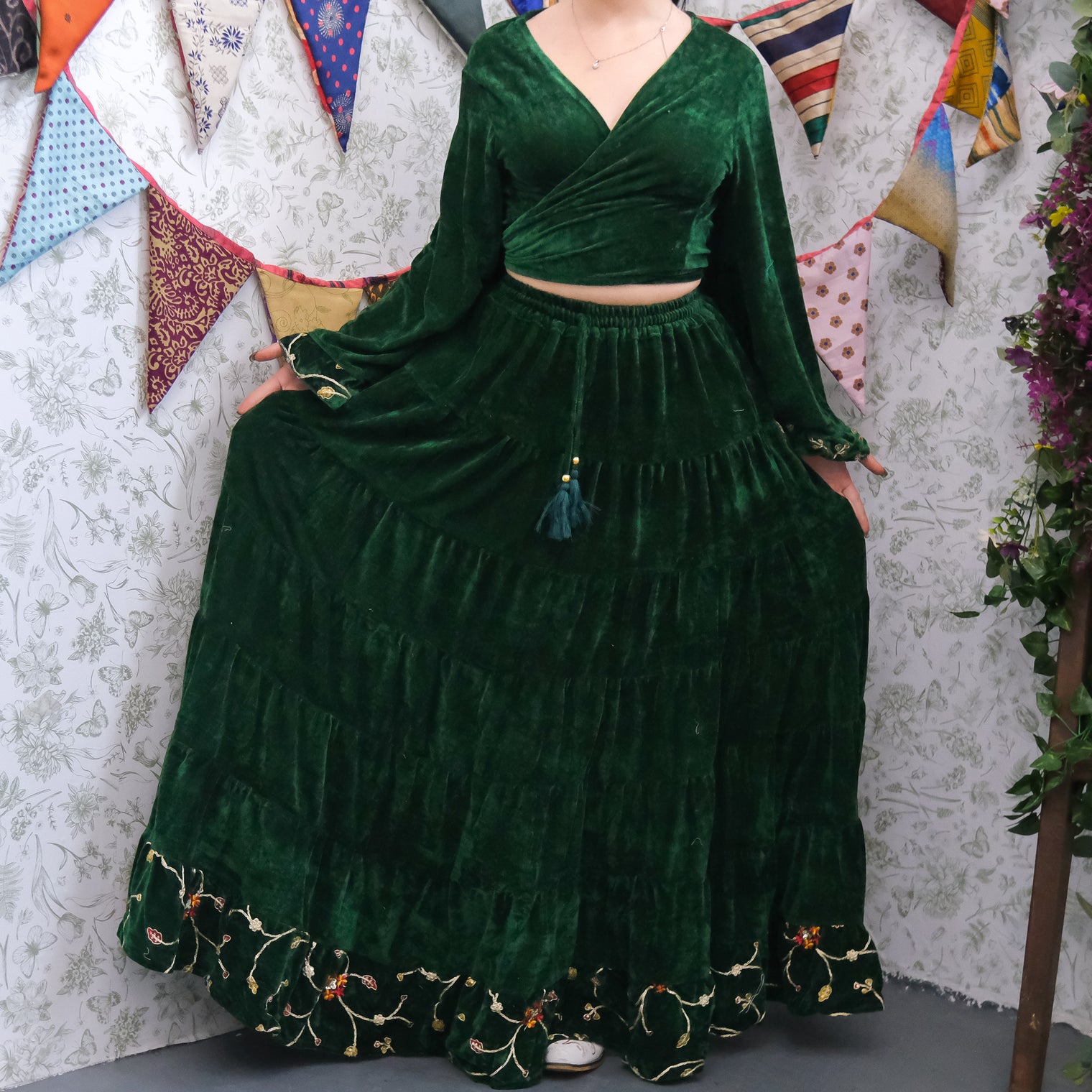Flowy Velvet Embroidery Skirt with Ruffle Sleeve Top