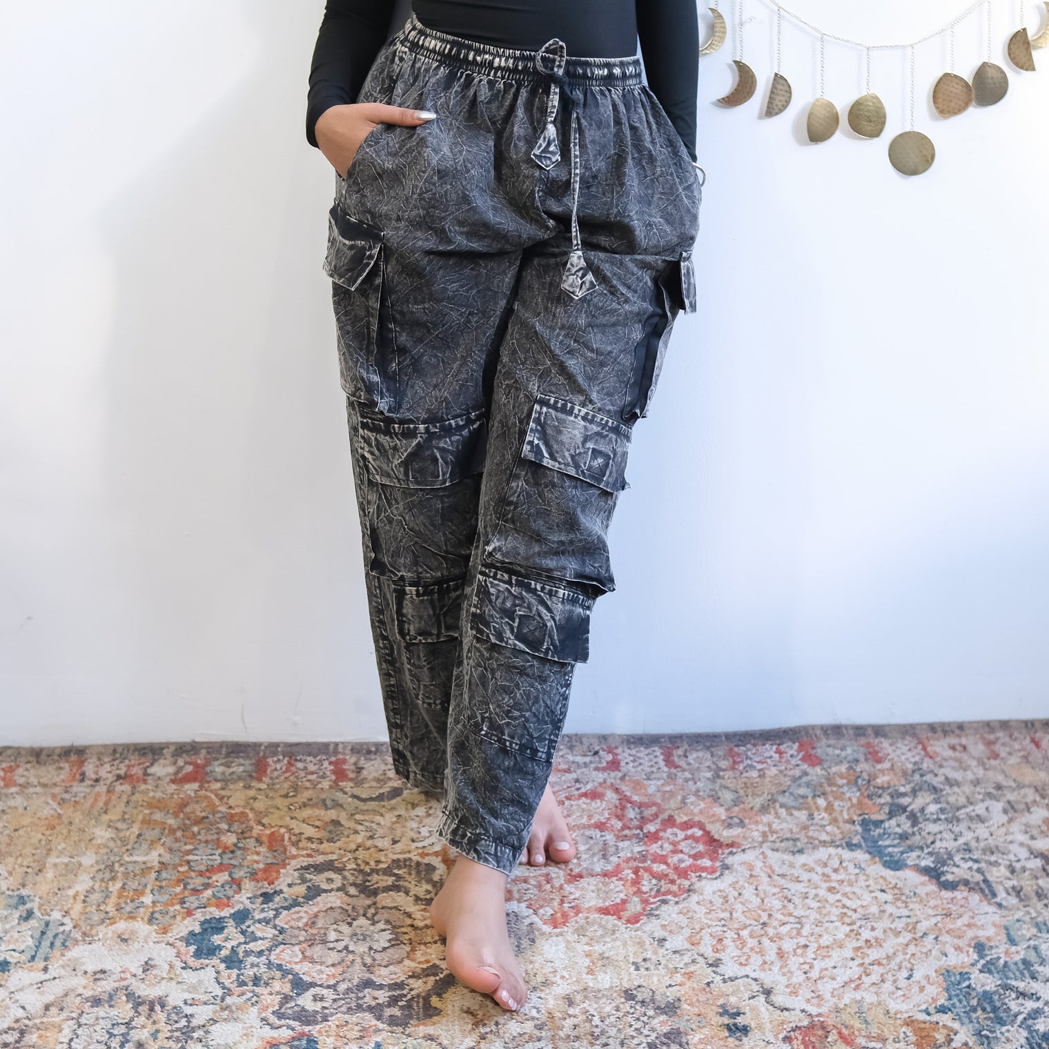 Stonewashed Cotton Cargo Utility Pants with Pockets