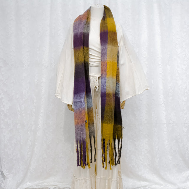 Oversized Plaid Winter Scarfs