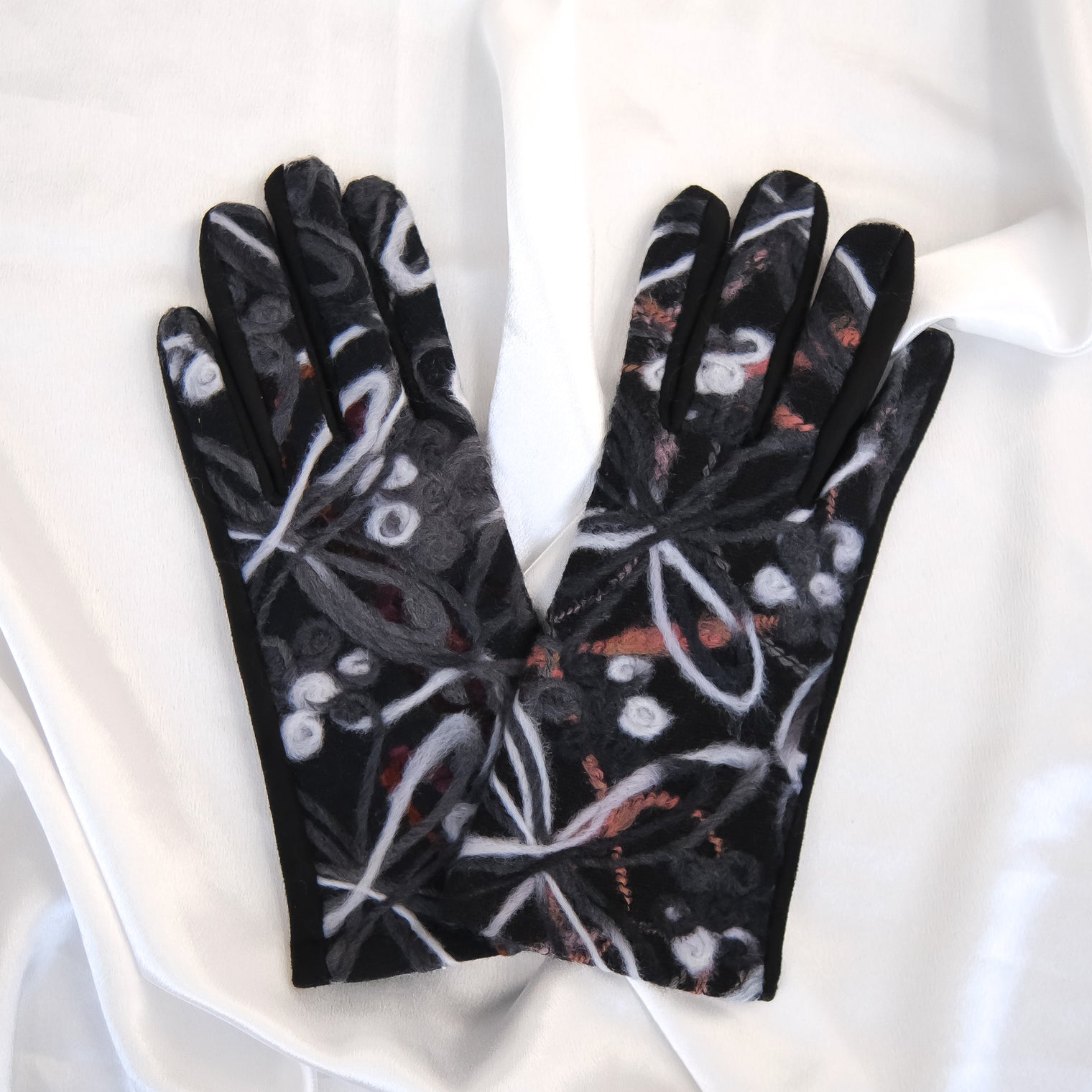 Embroidered Winter Gloves with Fleece Lining