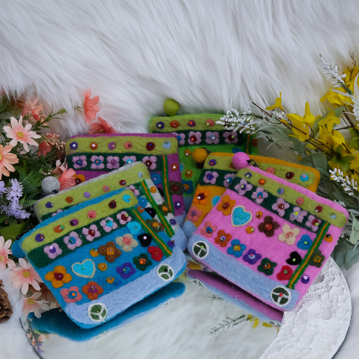 Handmade Needle Felted Flower Purse – karmanepalcrafts