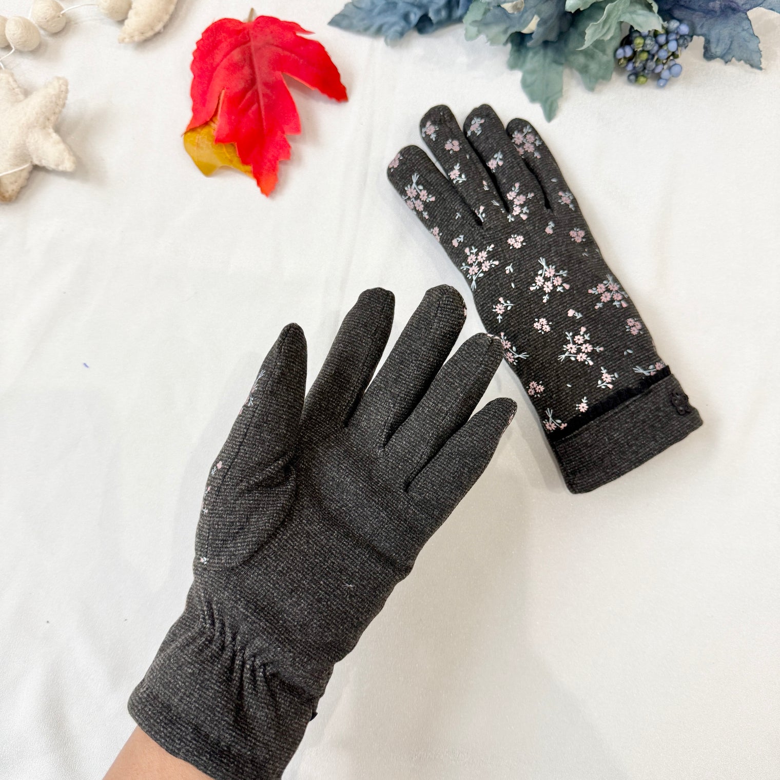 Floral Printed Adult Winter Gloves