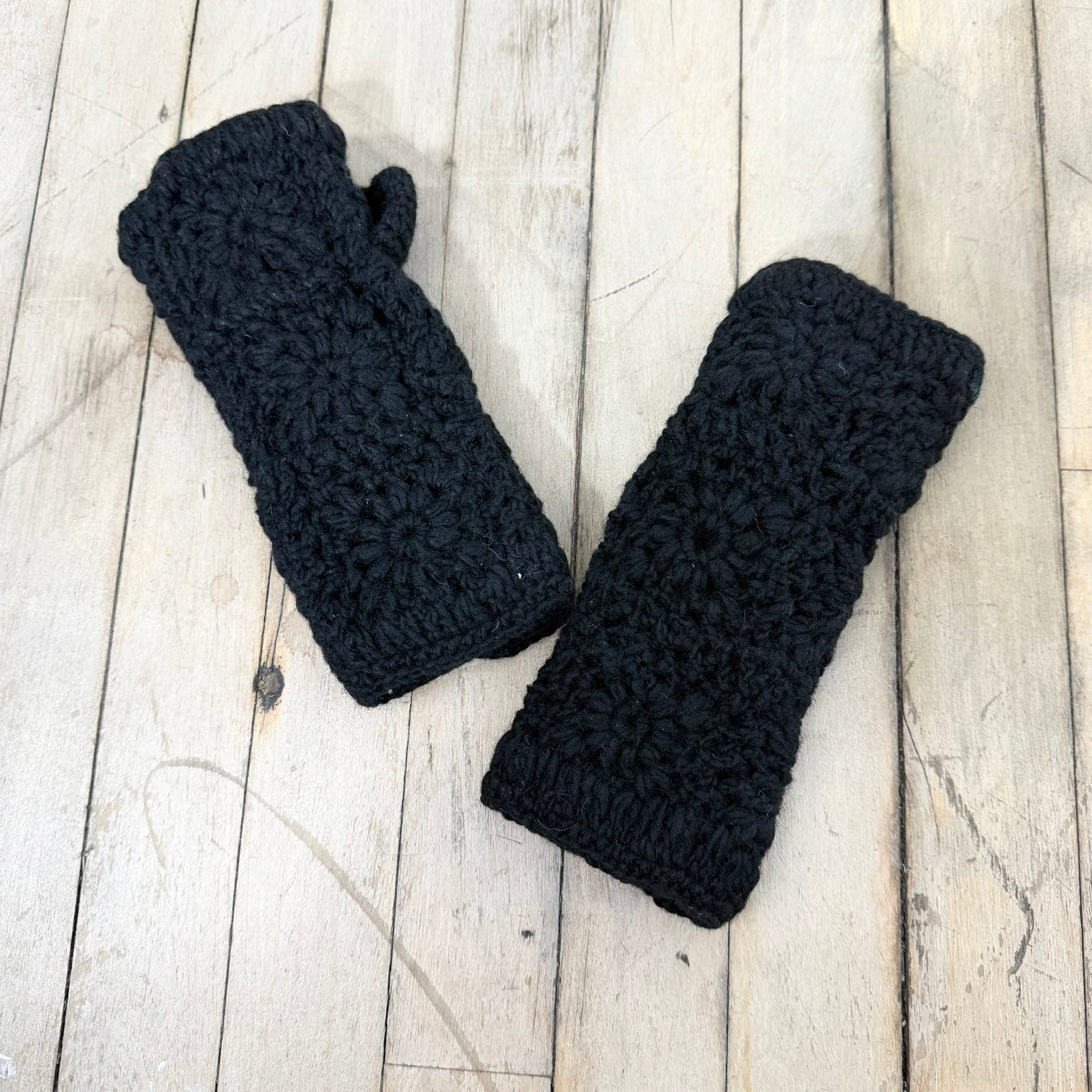 Crochet Solid Color Fleece Lined Gloves